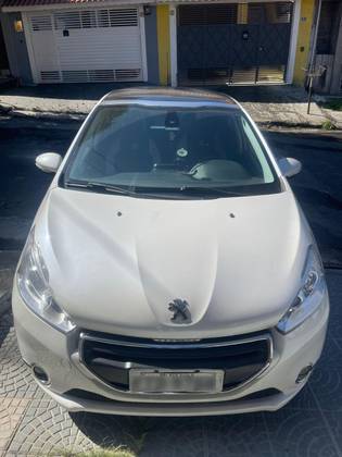 PEUGEOT 208 1.6 GRIFFE 16V FLEX 4P AUTOMÁTICO